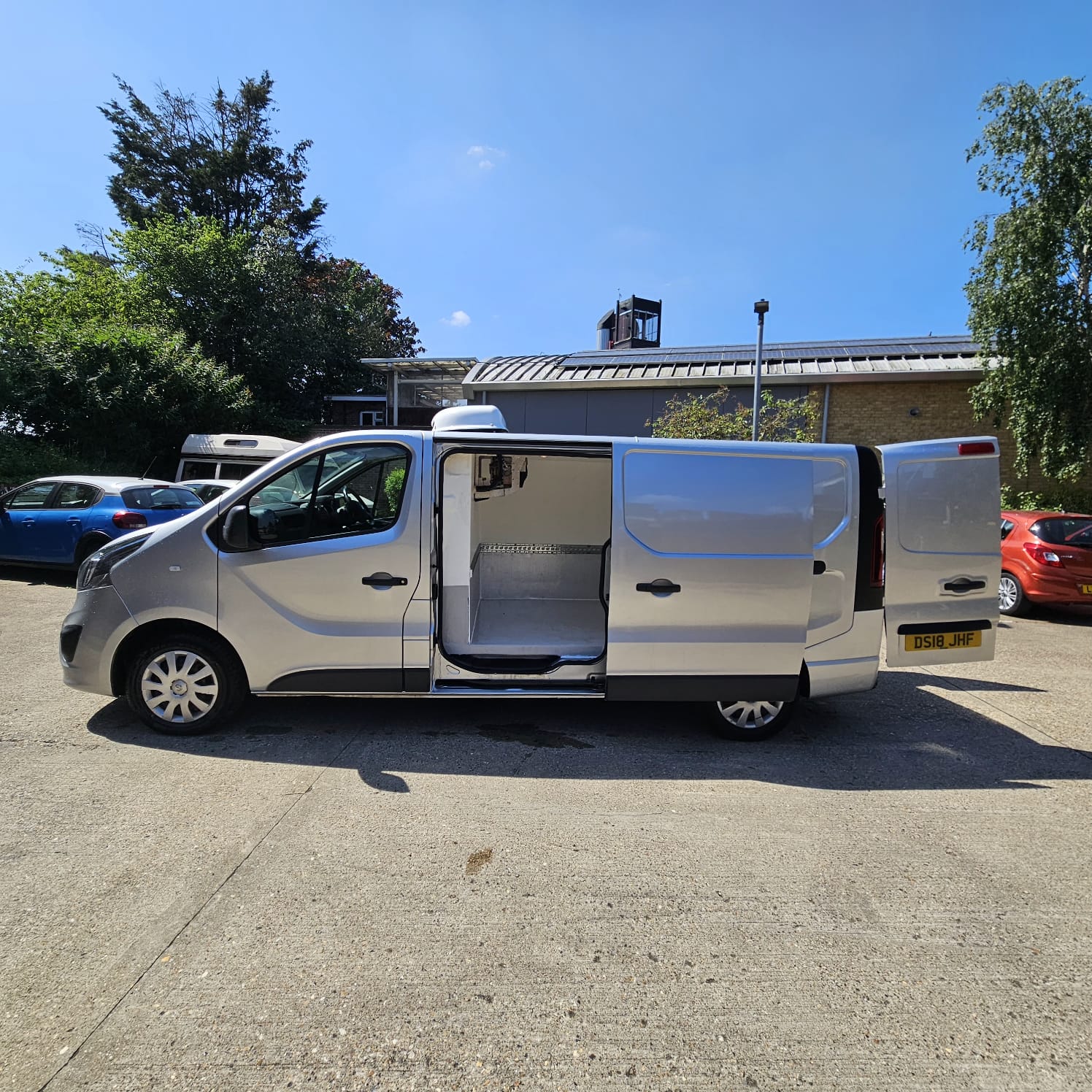 How to Reduce Fuel Costs for Refrigerated Deliveries