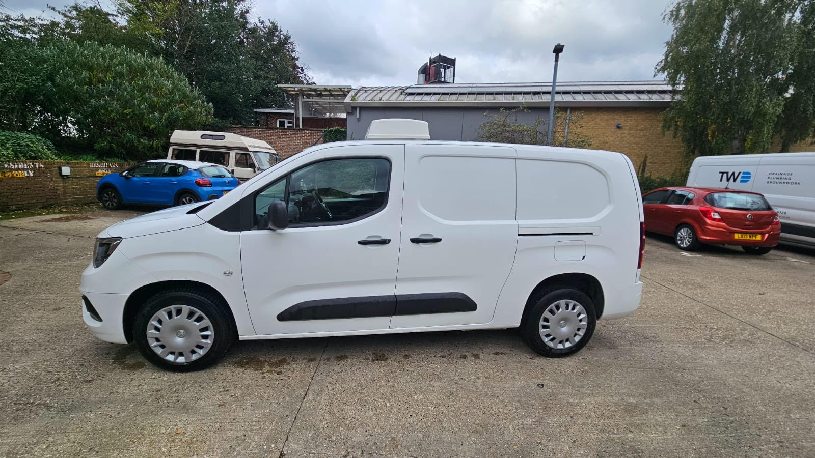 2020 Vauxhall Combo 2300 100 L2 H1 Fridge Van For Sale