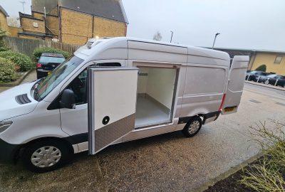 2021 Mercedes Sprinter 314 CDi MWB Dual Compartment Fridge Freezer Van For Sale