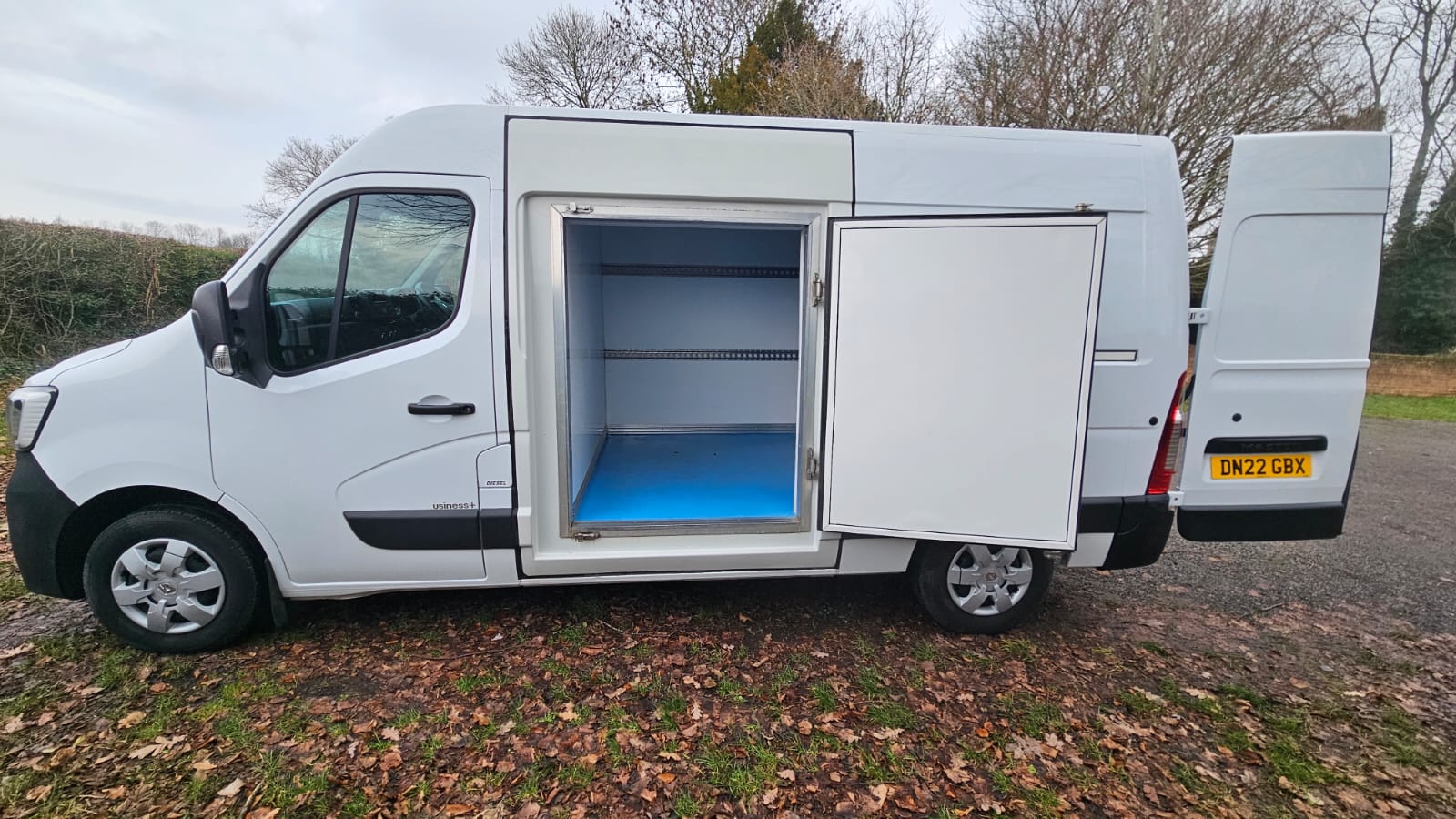 2022 Renault Master MM35 Dual Compartment Freeze and Chill Van For Sale